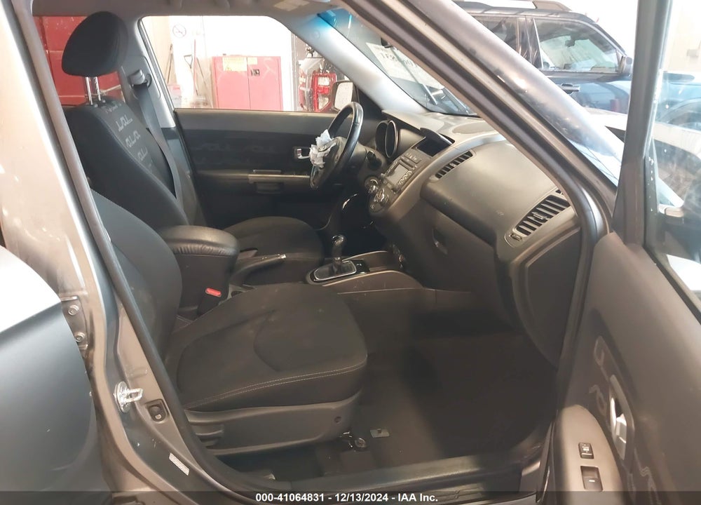 2013 KIA SOUL VIN: KNDJT2A61D7602557