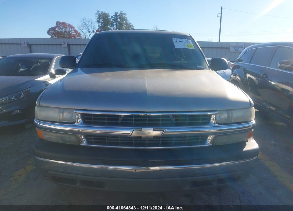 2001 CHEVROLET TAHOE LS VIN: 1GNEC13T81R185895