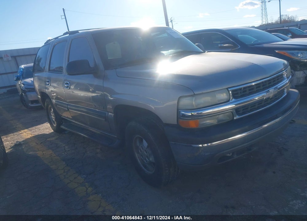 2001 CHEVROLET TAHOE LS VIN: 1GNEC13T81R185895