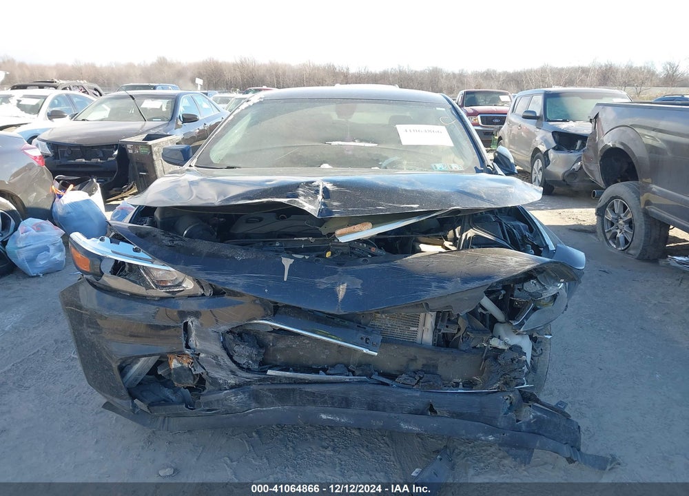 2017 CHEVROLET MALIBU VIN: 1G1ZE5ST2HF203017
