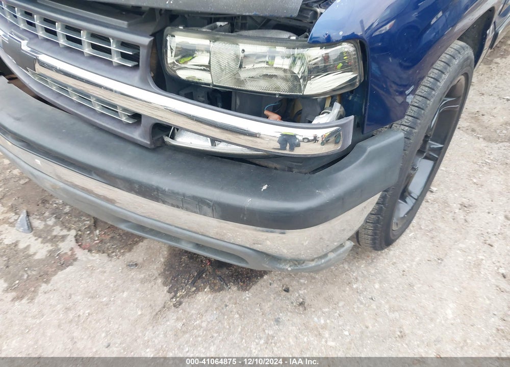 2000 CHEVROLET SILVERADO 1500 LS VIN: 2GCEC19T4Y1404273