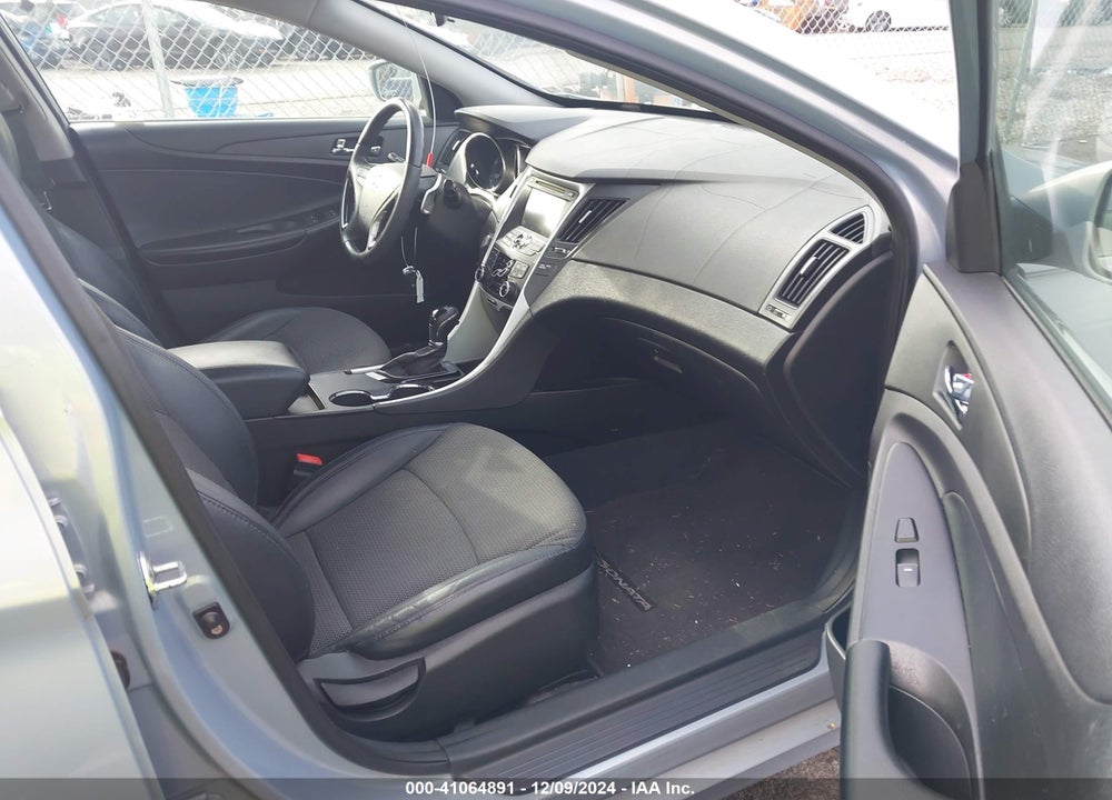2011 HYUNDAI SONATA SE 2.0T VIN: 5NPEC4AB3BH316812