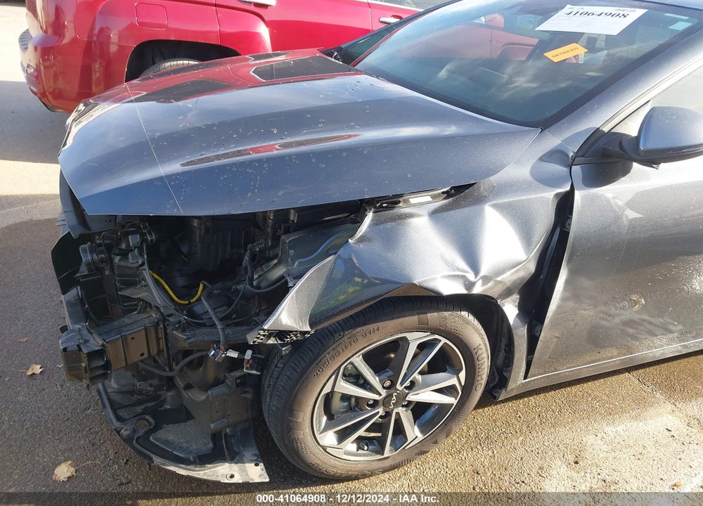 2023 KIA FORTE VIN: 3KPF24AD8PE635837