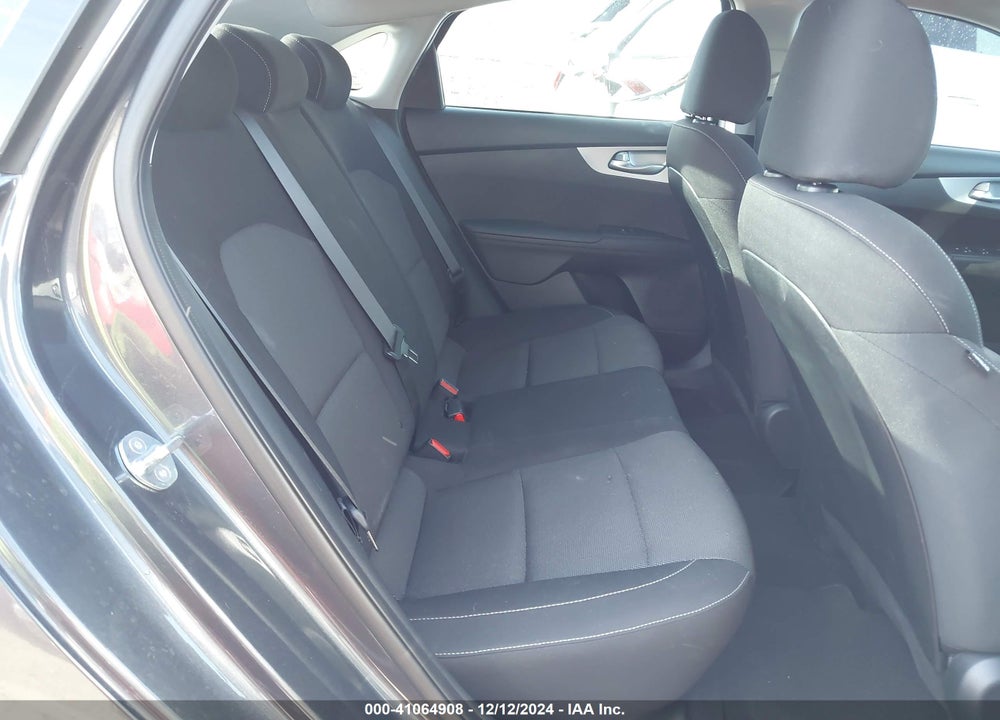 2023 KIA FORTE VIN: 3KPF24AD8PE635837