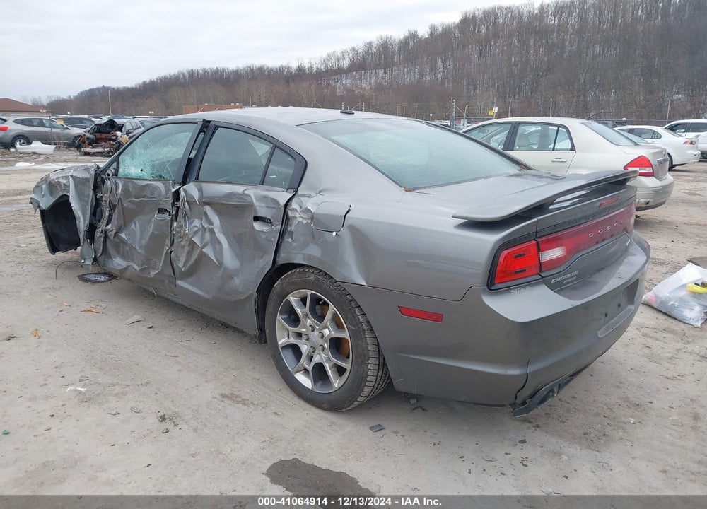2011 DODGE CHARGER R/T VIN: 2B3CM5CT2BH610728