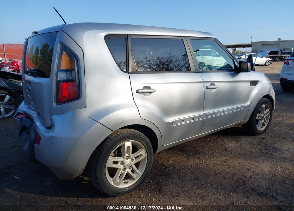 2011 KIA SOUL VIN: KNDJT2A2XB7718737