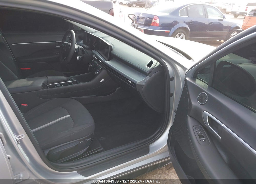 2024 HYUNDAI SONATA SEL VIN: KMHL64JA8RA372246
