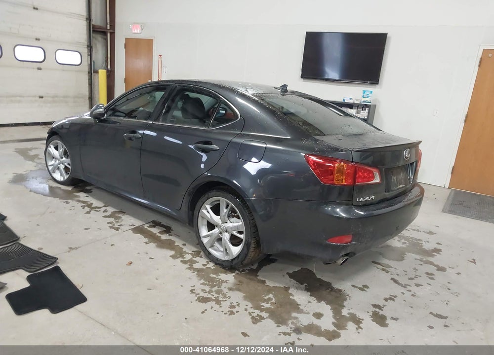 2009 LEXUS IS 250 VIN: JTHBK262895104127
