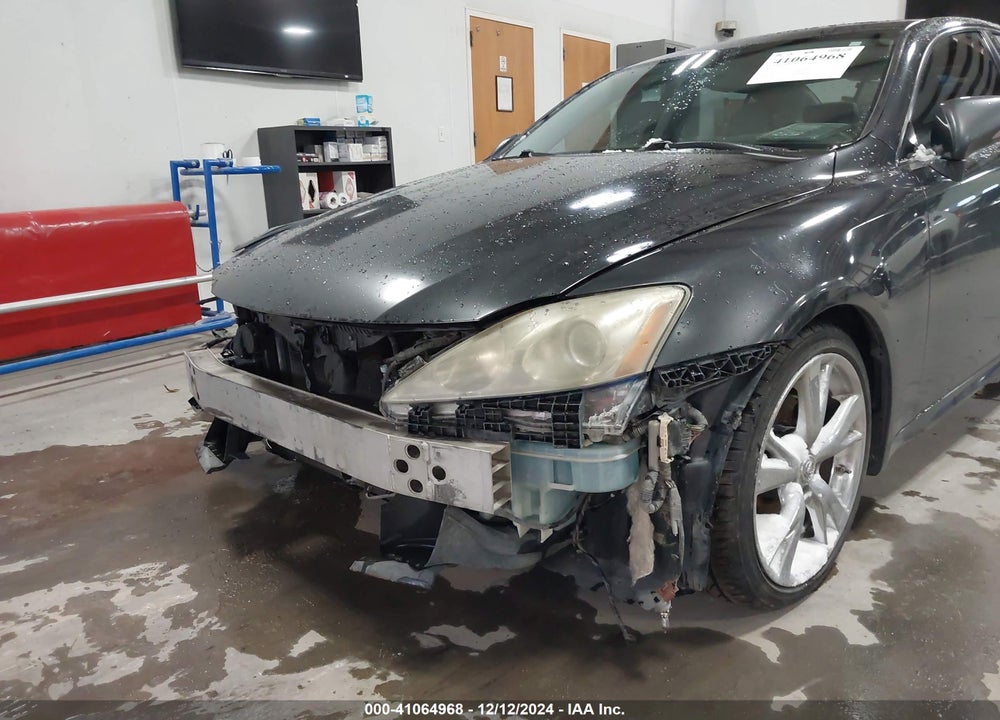 2009 LEXUS IS 250 VIN: JTHBK262895104127
