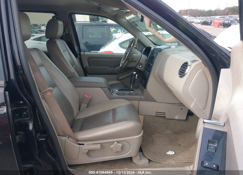 2006 FORD EXPLORER XLT VIN: 1FMEU63E76UA57295