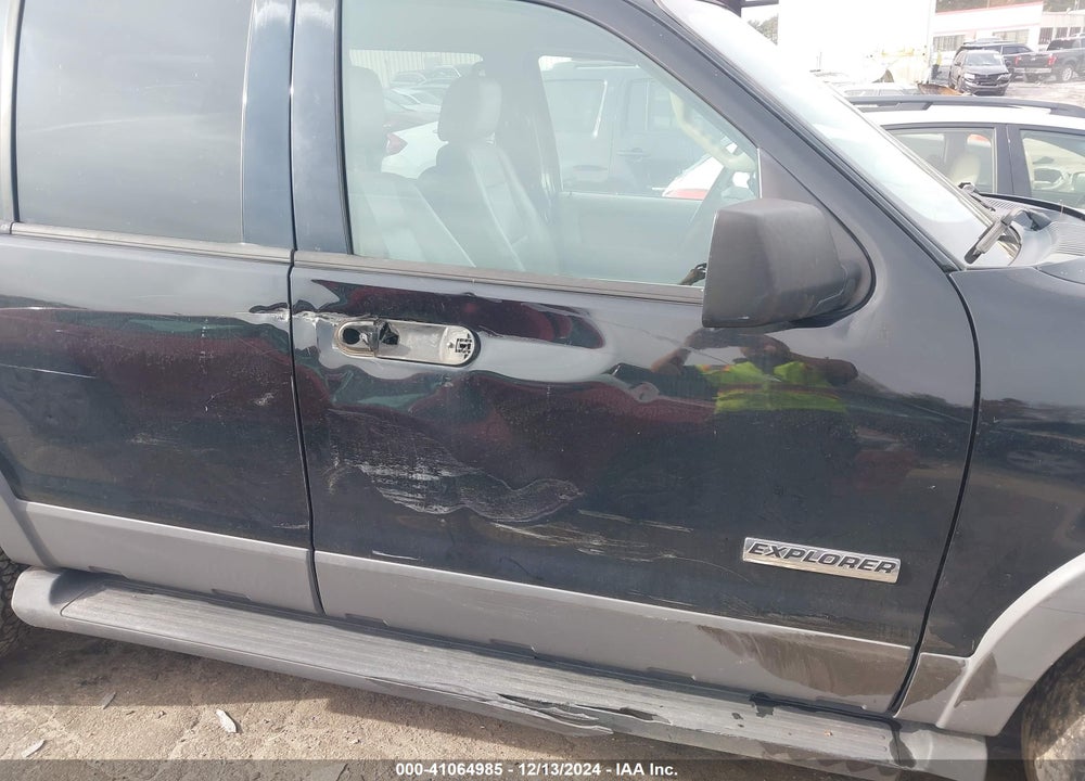 2006 FORD EXPLORER XLT VIN: 1FMEU63E76UA57295