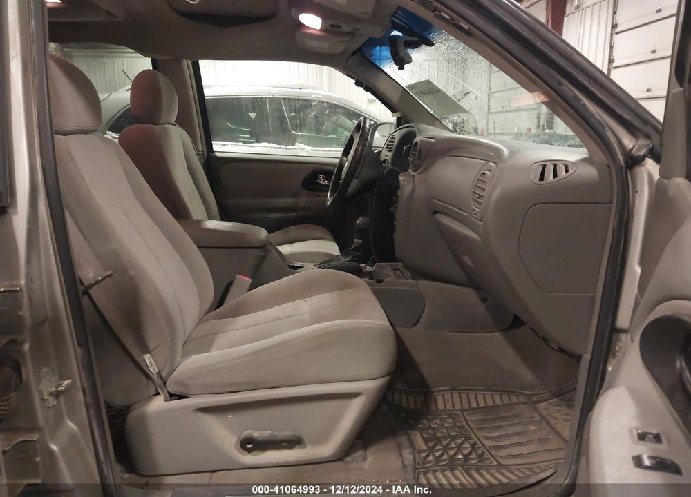2006 CHEVROLET TRAILBLAZER LS VIN: 1GNDT13S662283830