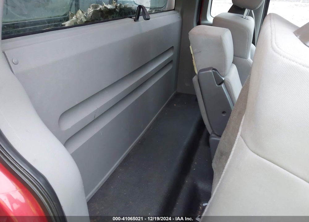 2004 FORD F-150 STX/XL/XLT VIN: 1FTRF12W74NA77809