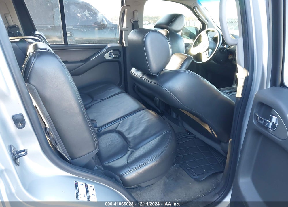 2007 NISSAN PATHFINDER SE VIN: 5N1AR18U97C638212