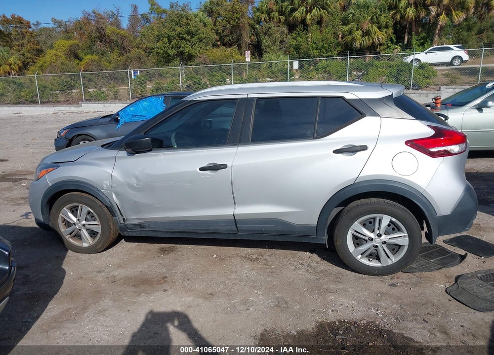 2019 NISSAN KICKS S VIN: 3N1CP5CU8KL532674