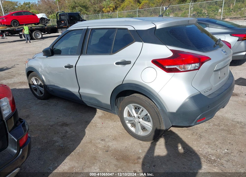 2019 NISSAN KICKS S VIN: 3N1CP5CU8KL532674