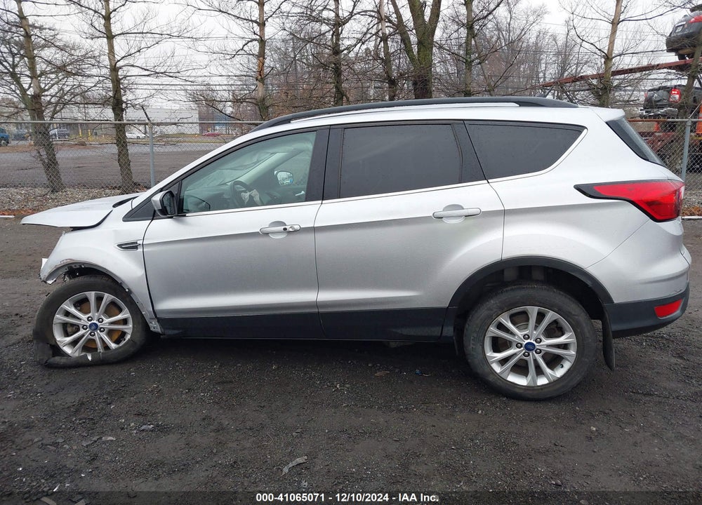 2019 FORD ESCAPE SEL VIN: 1FMCU9HD1KUB42393