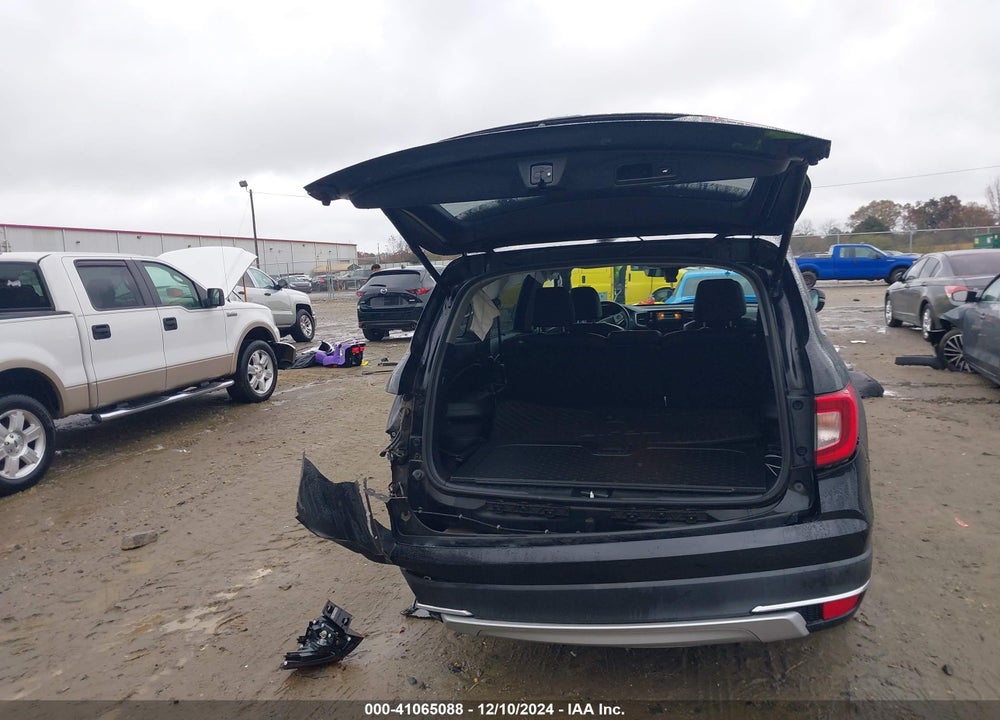 2019 HONDA PILOT TOURING VIN: 5FNYF5H99KB030801