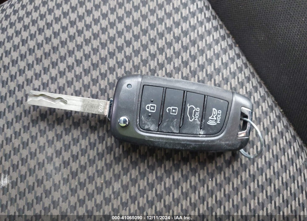 2020 HYUNDAI KONA SE VIN: KM8K12AA4LU574828