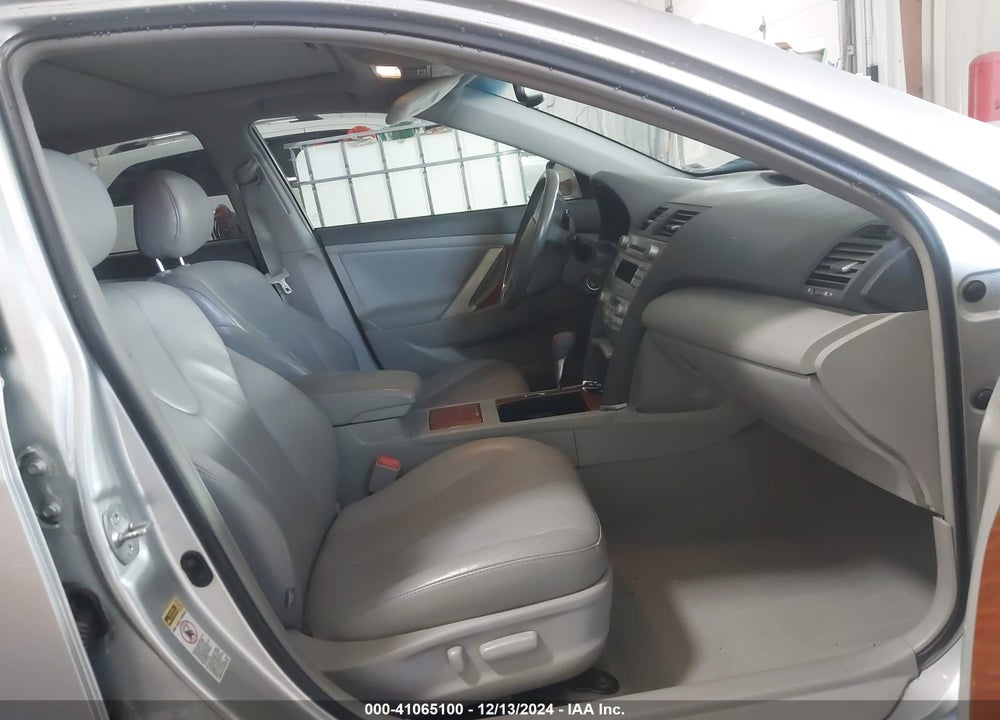2011 TOYOTA CAMRY XLE VIN: 4T4BF3EK1BR183540