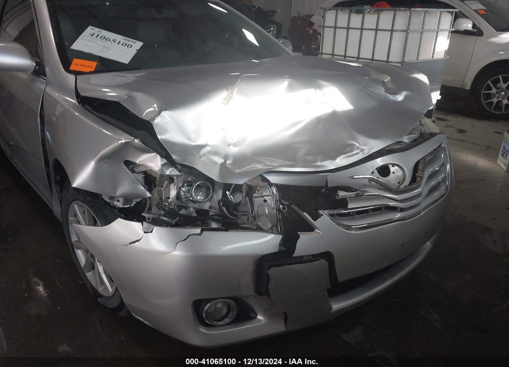 2011 TOYOTA CAMRY XLE VIN: 4T4BF3EK1BR183540