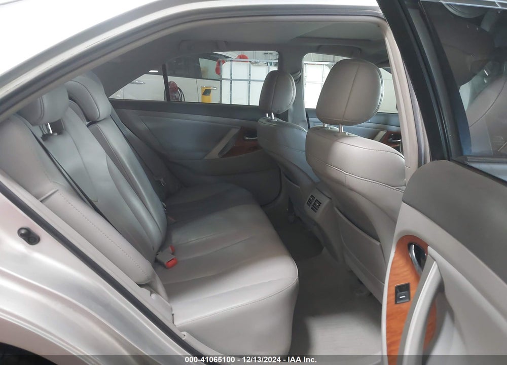 2011 TOYOTA CAMRY XLE VIN: 4T4BF3EK1BR183540