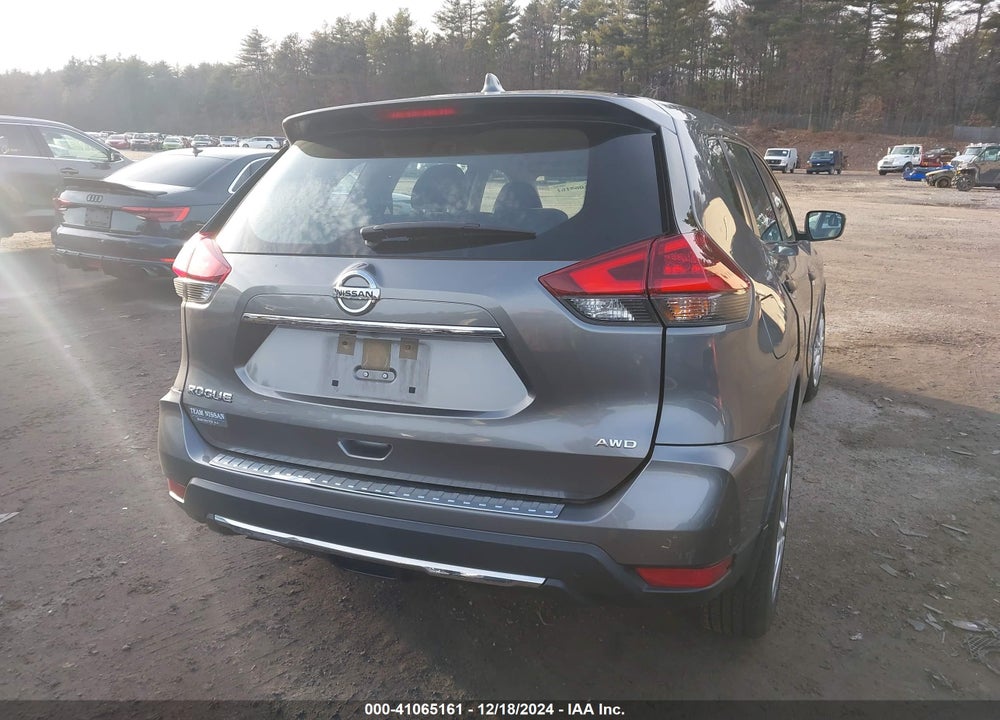 2018 NISSAN ROGUE S VIN: JN8AT2MV7JW313630