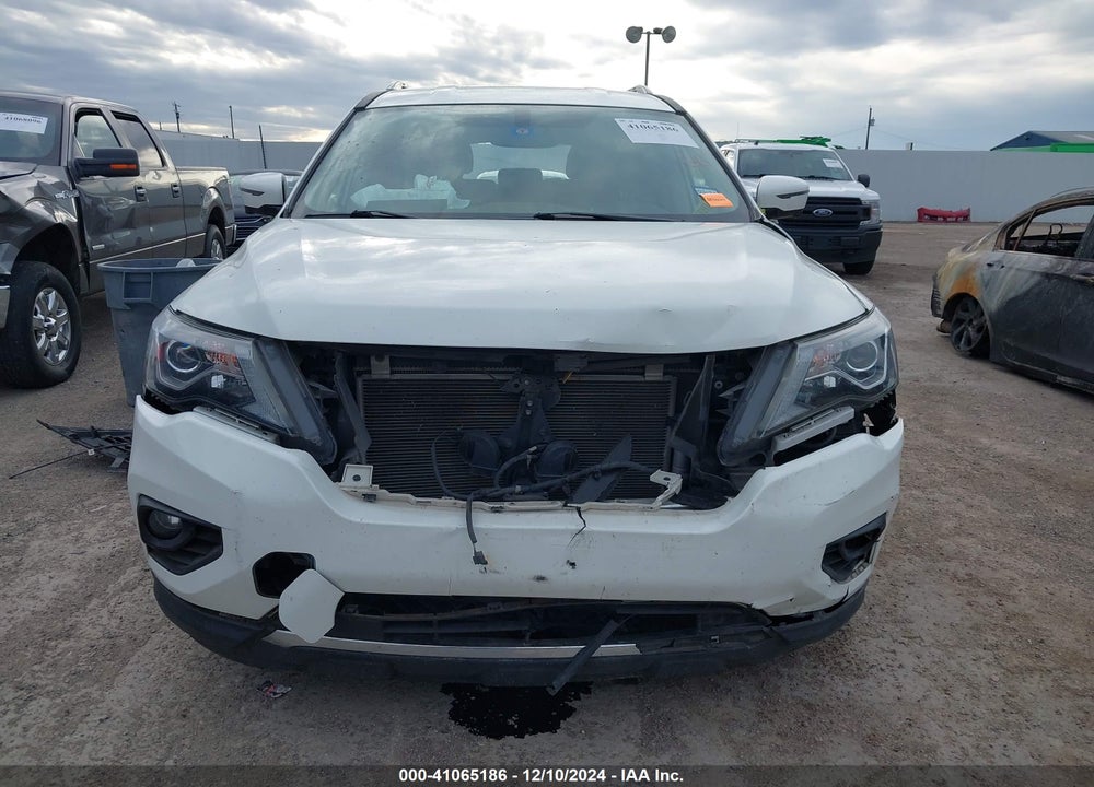 2019 NISSAN PATHFINDER SL VIN: 5N1DR2MN1KC633077
