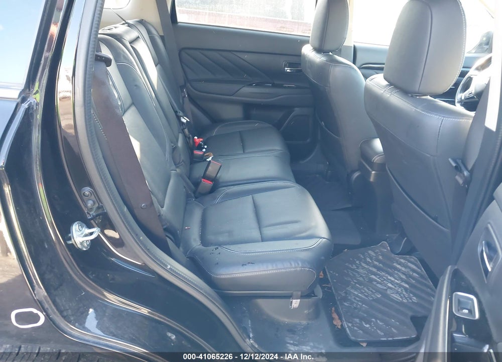 2018 MITSUBISHI OUTLANDER PHEV SEL VIN: JA4J24A58JZ057683