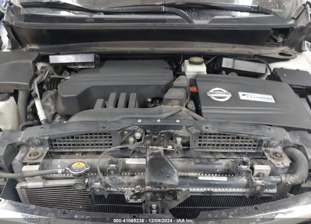 2014 NISSAN PATHFINDER HYBRID PLATINUM VIN: 5N1CR2MMXEC643548