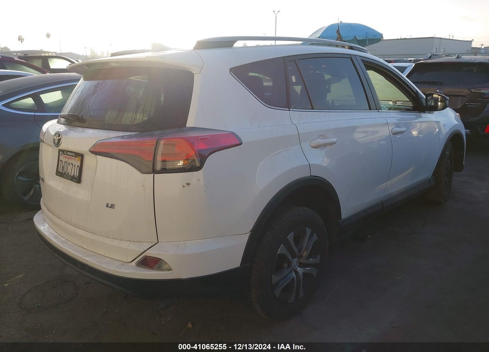 2017 TOYOTA RAV4 LE VIN: 2T3ZFREV6HW342204