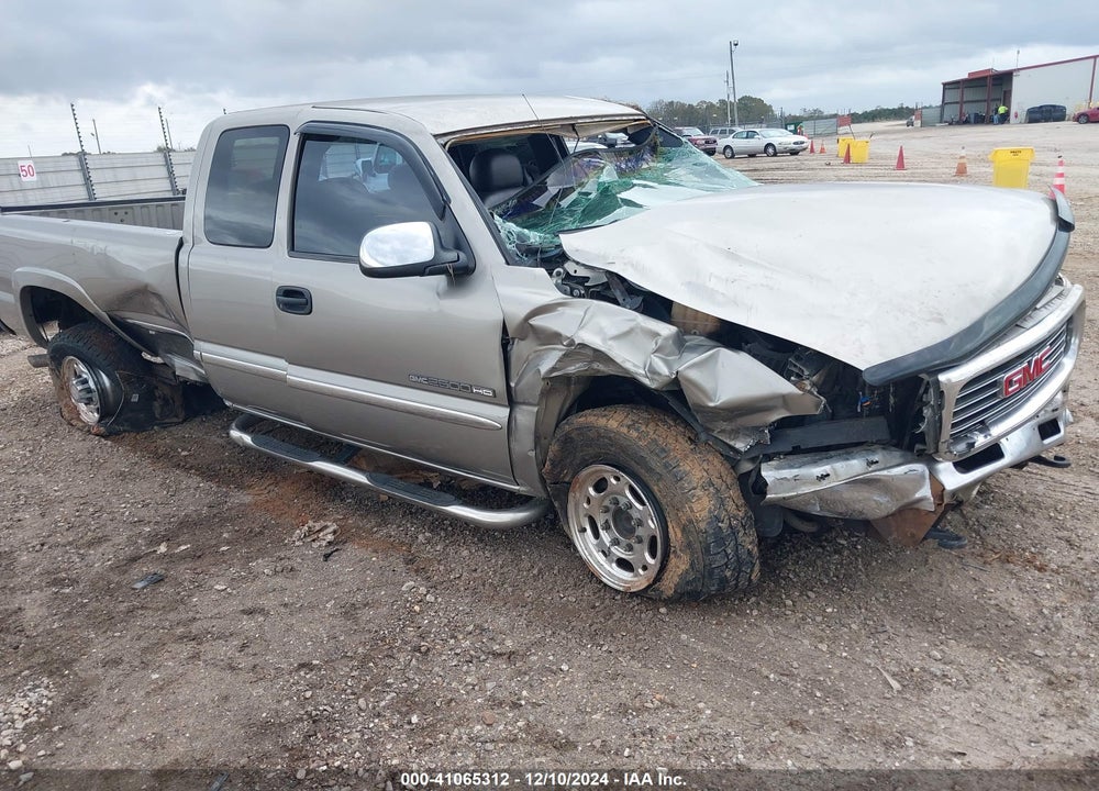 2002 GMC SIERRA 2500HD SLE VIN: 1GTHC29G72E301148
