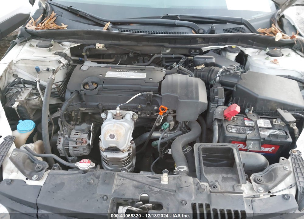 2013 HONDA ACCORD VIN: 1HGCR2F33DA168037