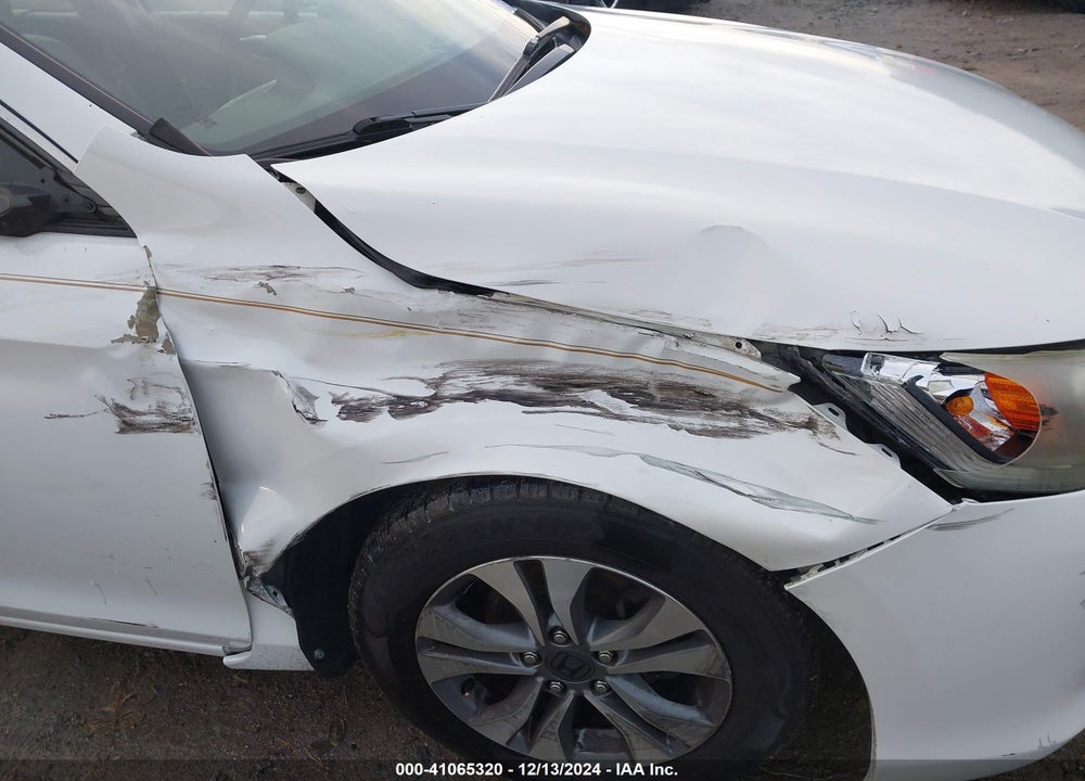 2013 HONDA ACCORD VIN: 1HGCR2F33DA168037