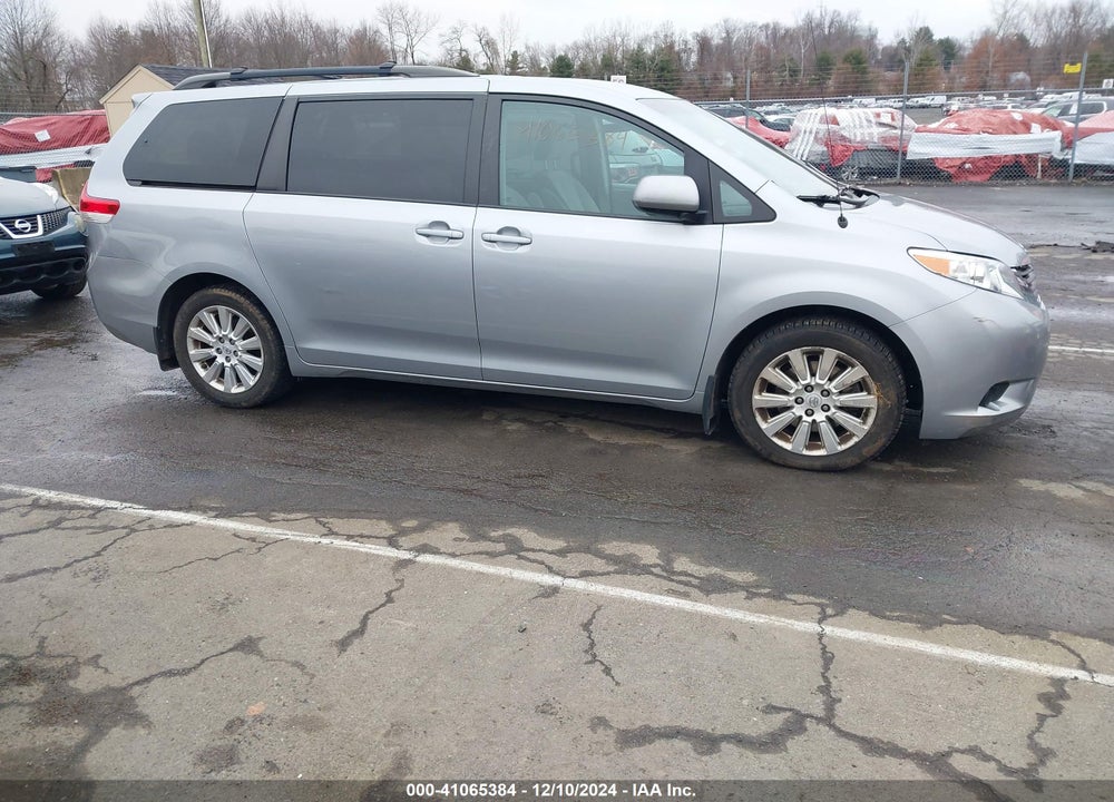 2012 TOYOTA SIENNA VIN: 5TDJK3DC6CS037334