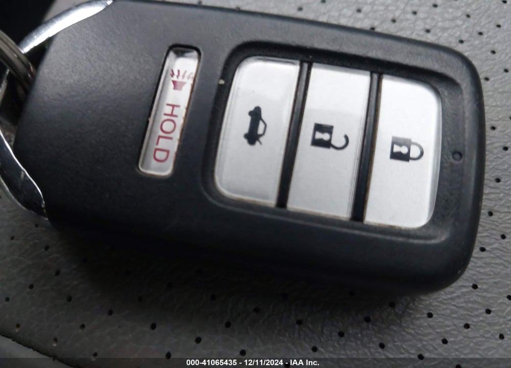 2013 HONDA ACCORD VIN: 1HGCR2F83DA279408