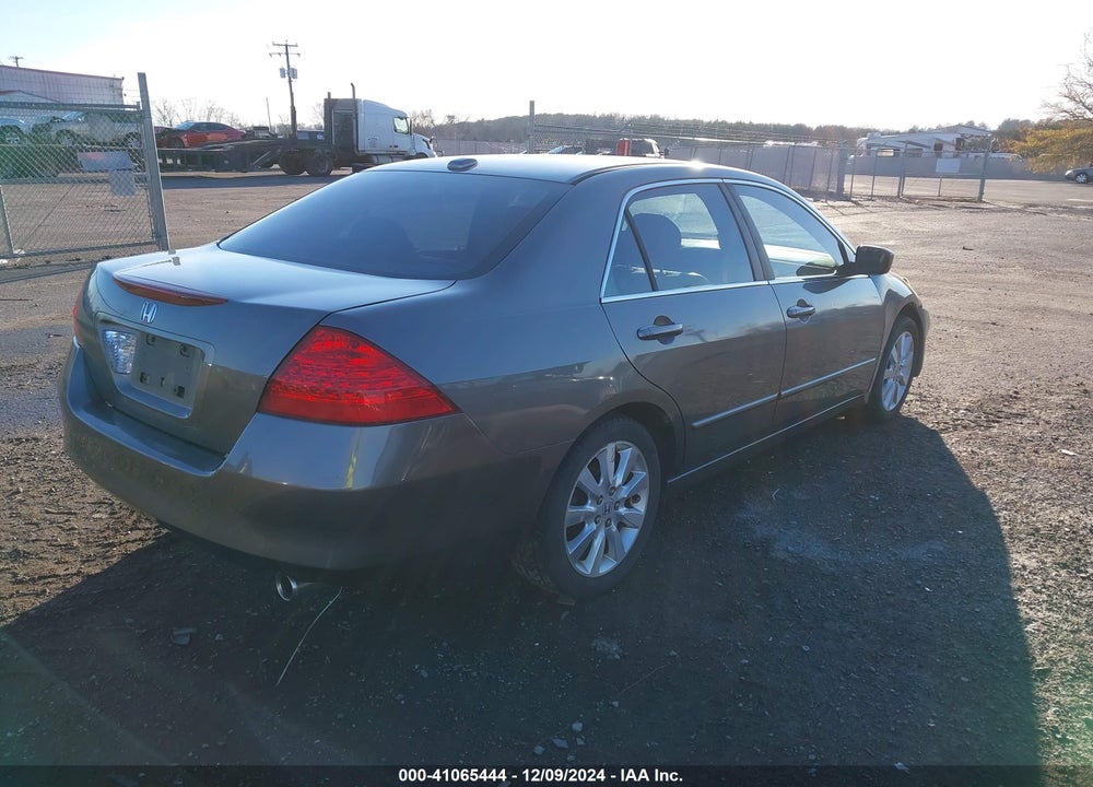 2007 HONDA ACCORD 3.0 EX VIN: 1HGCM665X7A051129