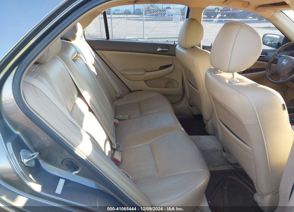 2007 HONDA ACCORD 3.0 EX VIN: 1HGCM665X7A051129