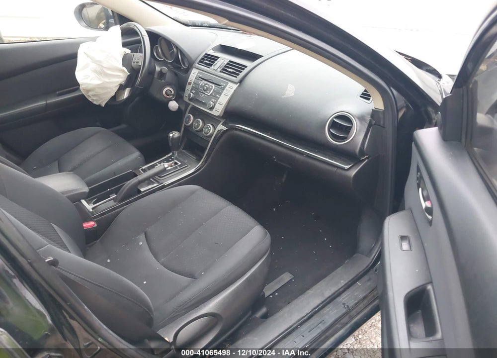 2010 MAZDA 6 I TOURING VIN: 1YVHZ8CH7A5M01701