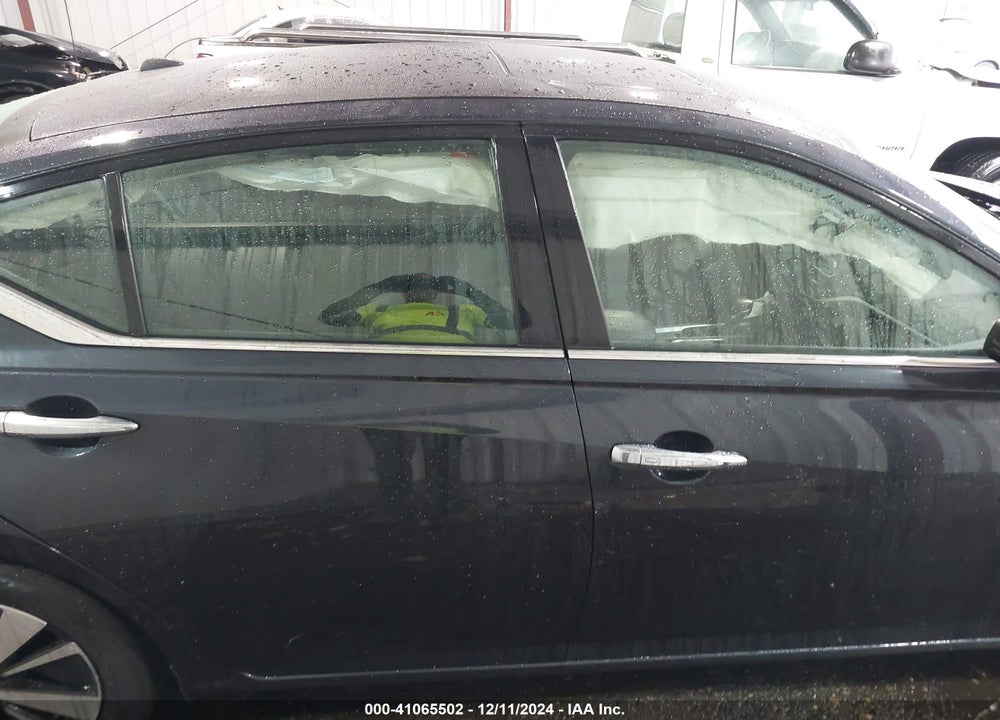 2020 NISSAN ALTIMA SV FWD VIN: 1N4BL4DV8LC100479
