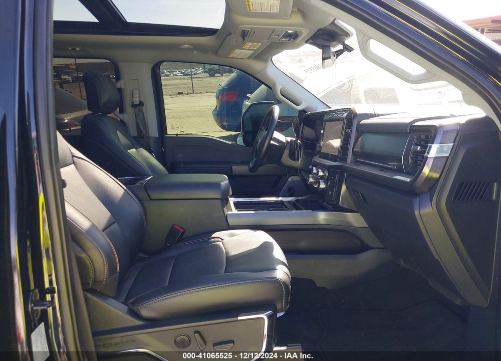 2023 FORD F-350 LARIAT VIN: 1FT8W3DM1PEC40431