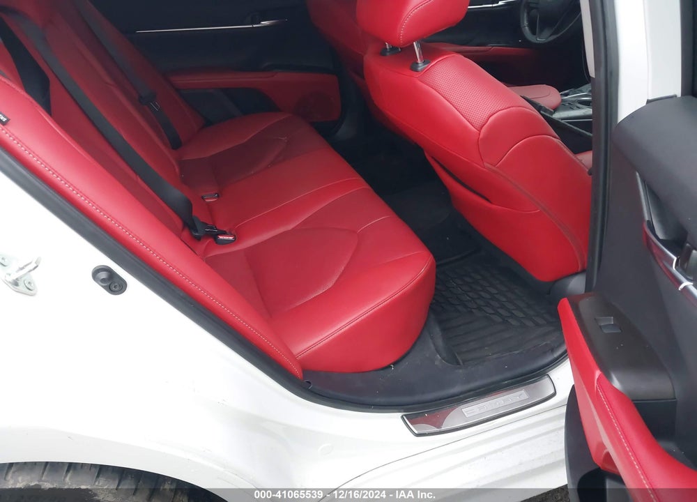 2021 TOYOTA CAMRY XSE VIN: 4T1K61BK2MU028257