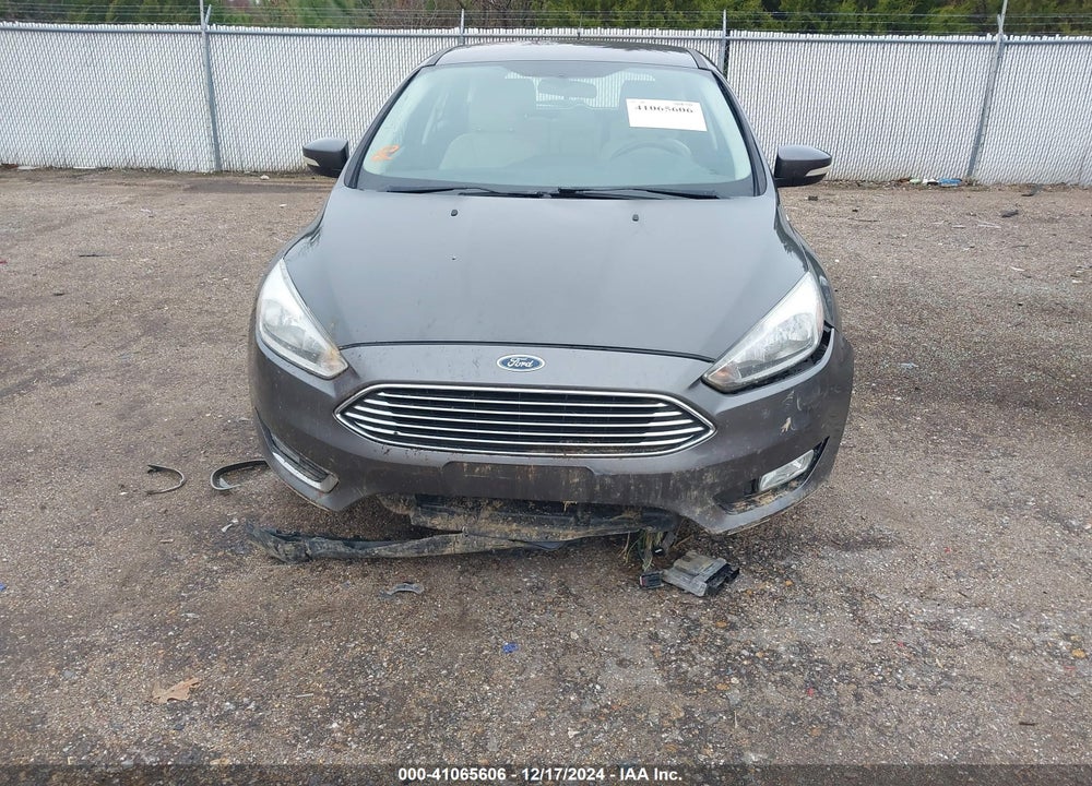2016 FORD FOCUS TITANIUM VIN: 1FADP3N25GL302634