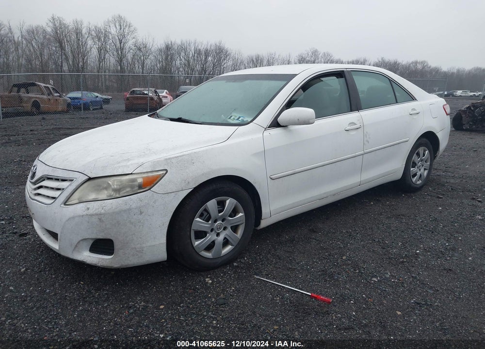 2011 TOYOTA CAMRY LE VIN: 4T1BF3EKXBU747387