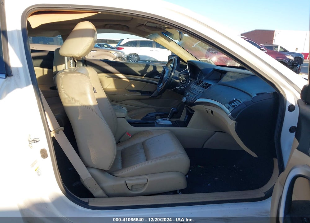 2010 HONDA ACCORD 2.4 EX-L VIN: 1HGCS1B83AA020269