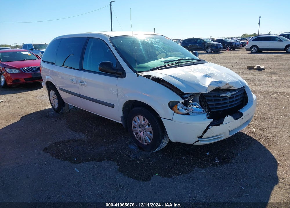 2005 CHRYSLER TOWN & COUNTRY VIN: 1C4GP45RX5B440313