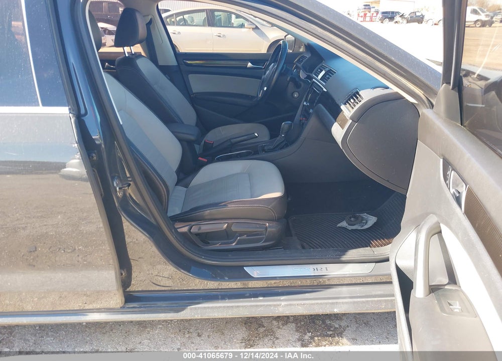 2014 VOLKSWAGEN PASSAT 1.8T SPORT VIN: 1VWBS7A3XEC079572