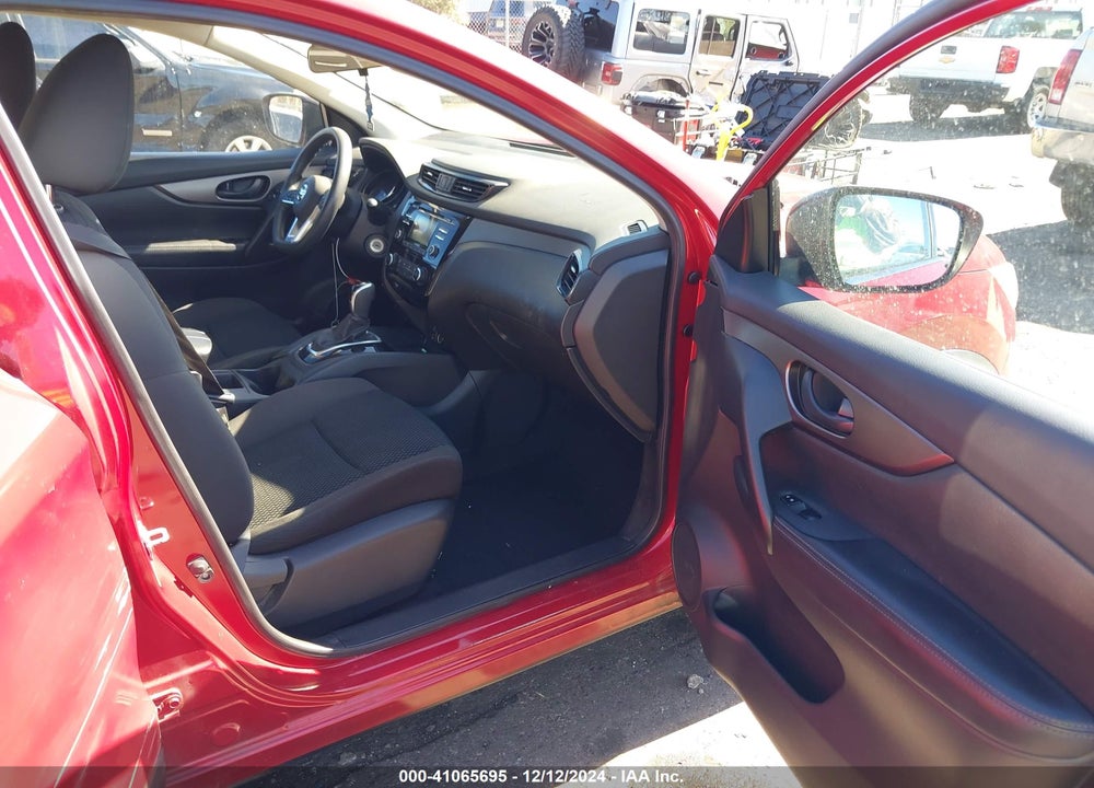2017 NISSAN ROGUE SPORT S VIN: JN1BJ1CP2HW019164