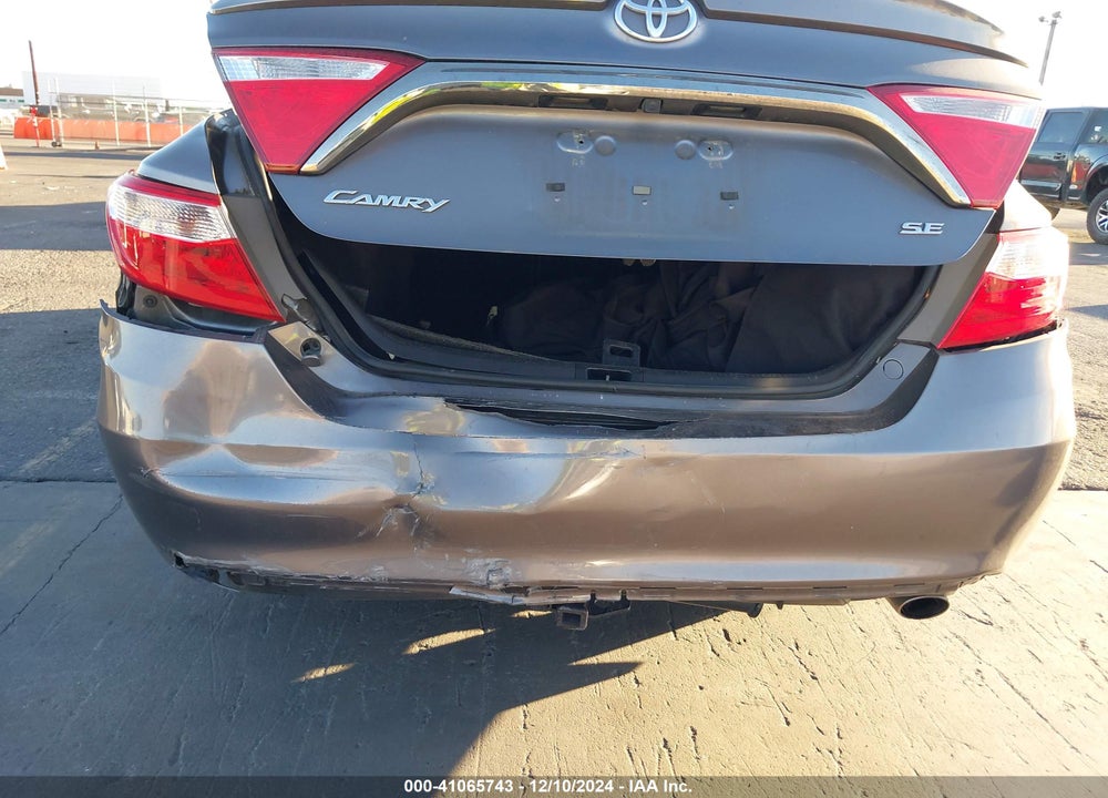 2015 TOYOTA CAMRY SE VIN: 4T1BF1FK7FU907377