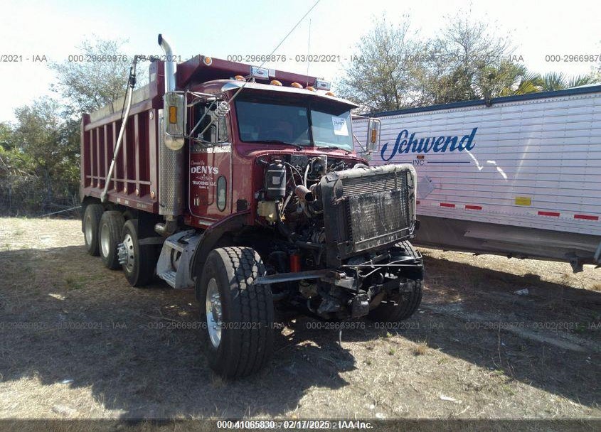 2004 PETERBILT 330 VIN: 2NPNLZ0X94M835532